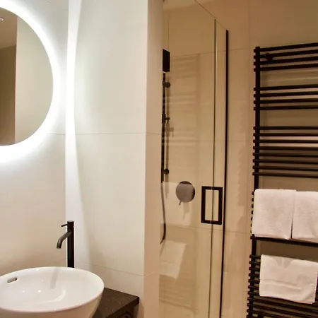 Chevron 4* Praga