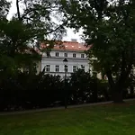 Chevron Hotel 4*