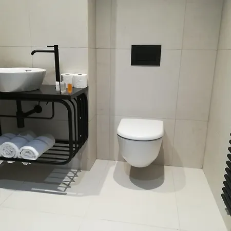 Chevron Hotel 4*