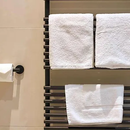 Chevron Hotel 4*