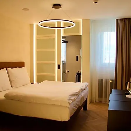 Chevron 4* Praag