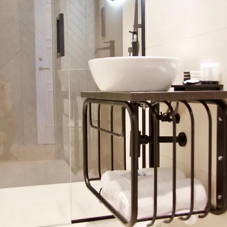Hotel Chevron 4*